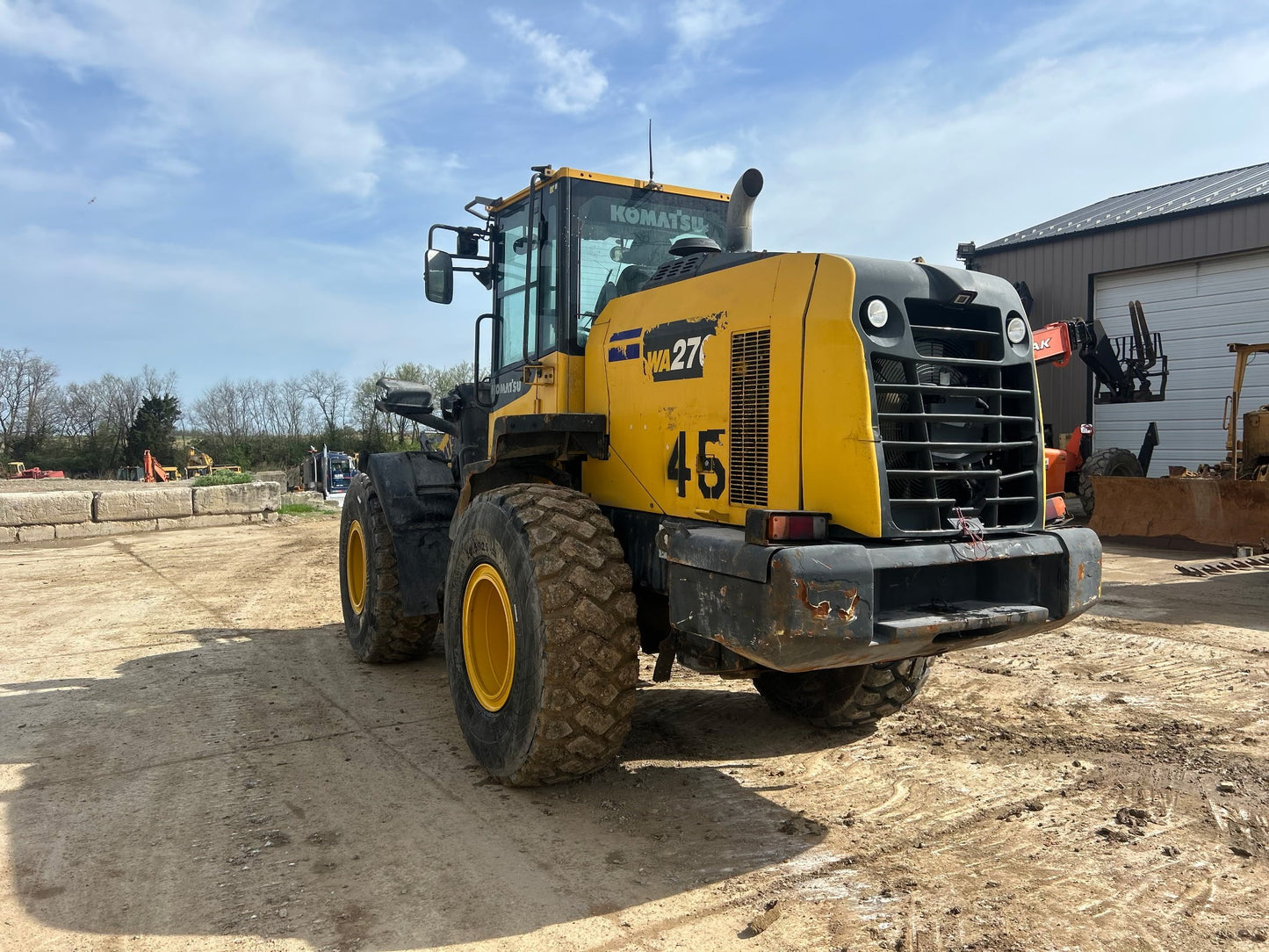 2024 Komatsu WA 270-8