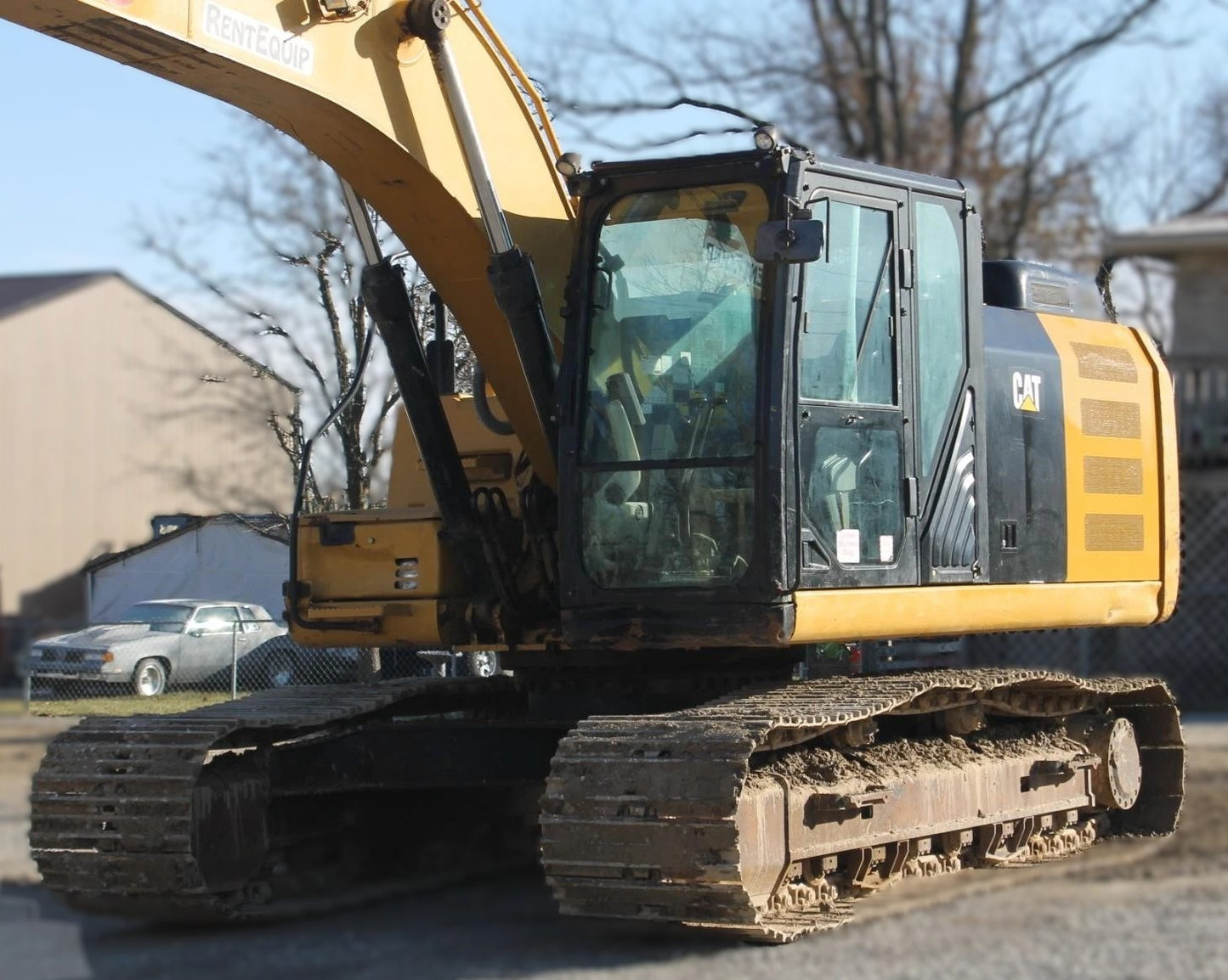 2017 CAT 323 FL