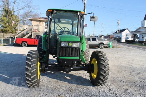 John Deere 5603