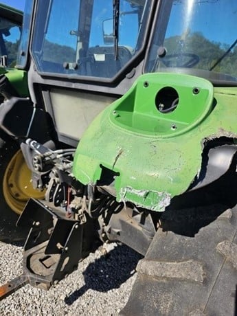 John Deere 5093E