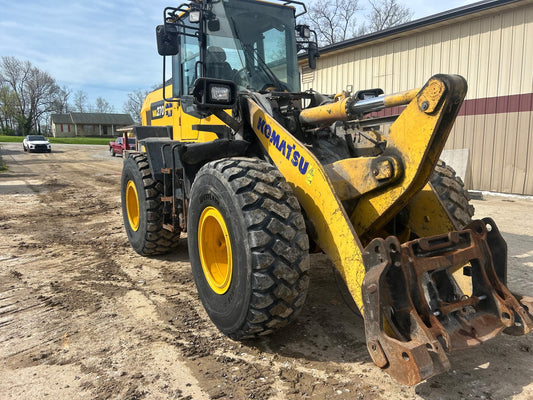 2024 Komatsu WA 270-8