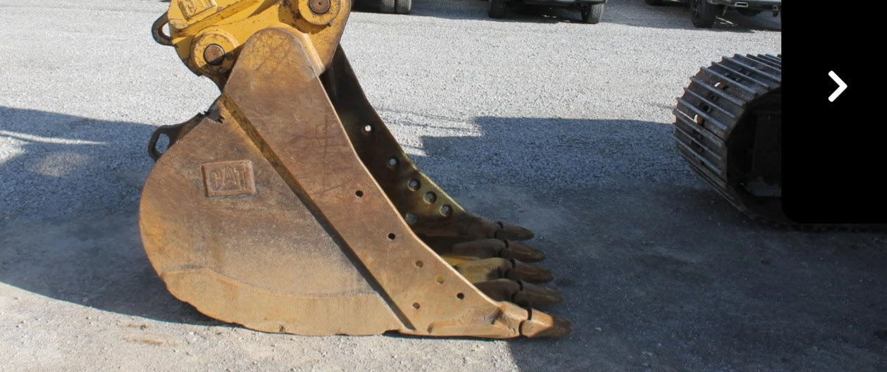 2018 CAT 320