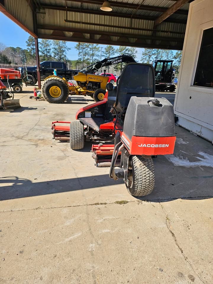2005 Jacobsen 1900D