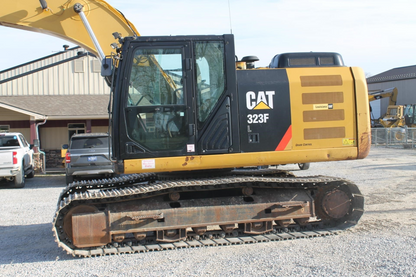 CATERPILLAR 323 FL