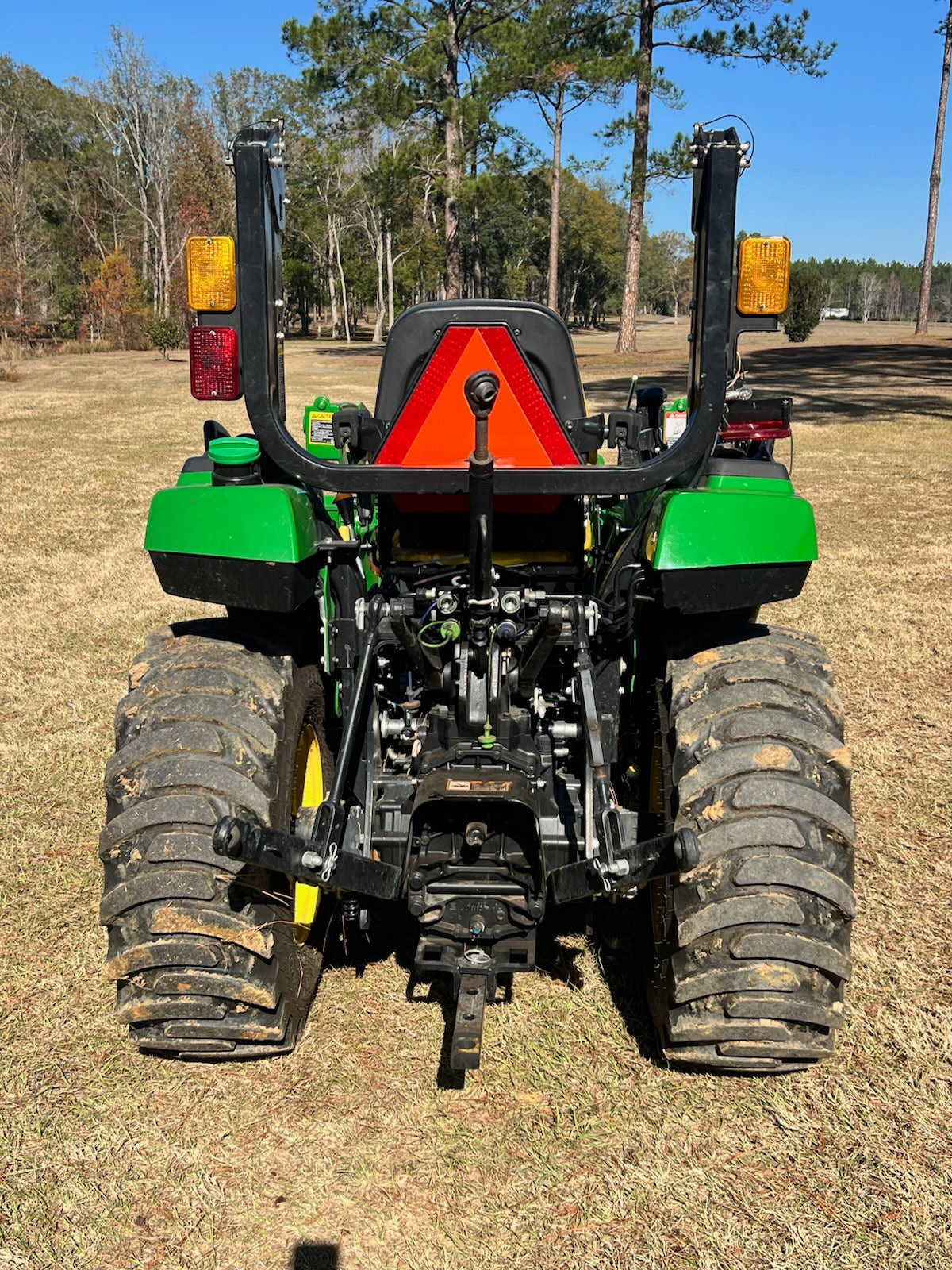 2024 John Deere 2032 R w/ Loader and 72" mower