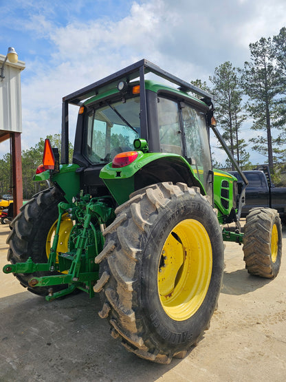 2010 John Deere 7130