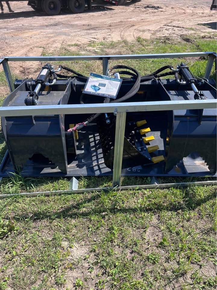 72” Wolverine Skid Steer Grapple Bucket – Dual Cylinder – Quick Attach