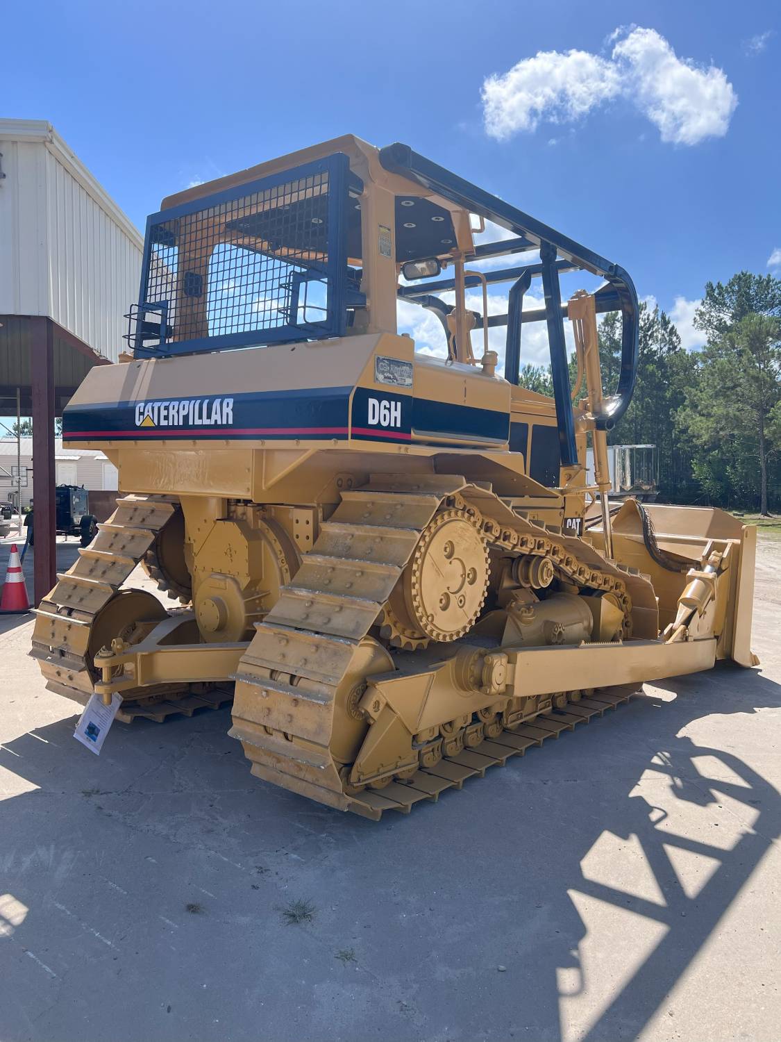 CAT D6H LGP