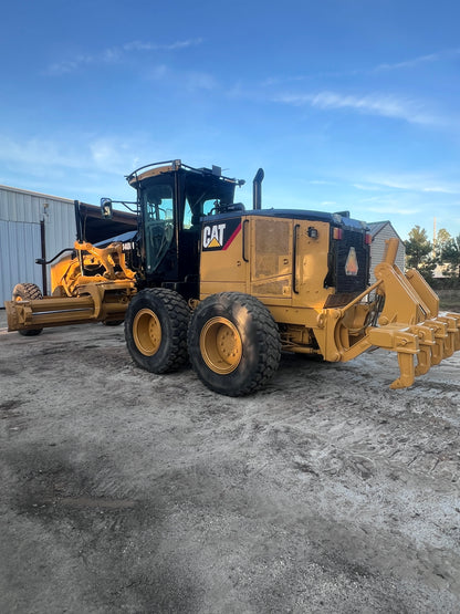 2009 CAT 140M Grader