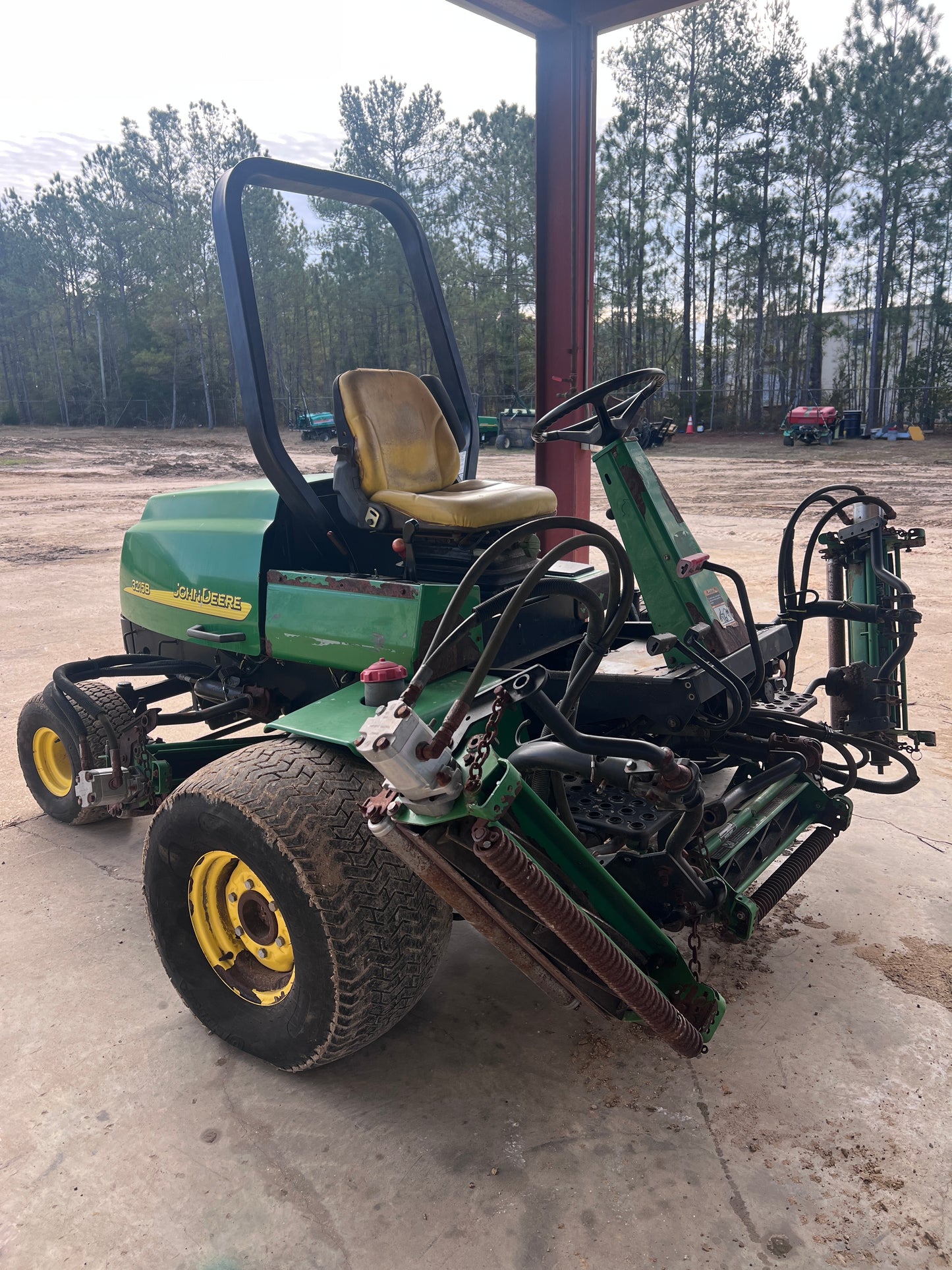 2004 John Deere 3215B Mower