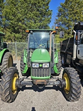 John Deere 5093E