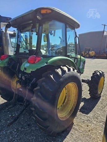 John Deere 5093E