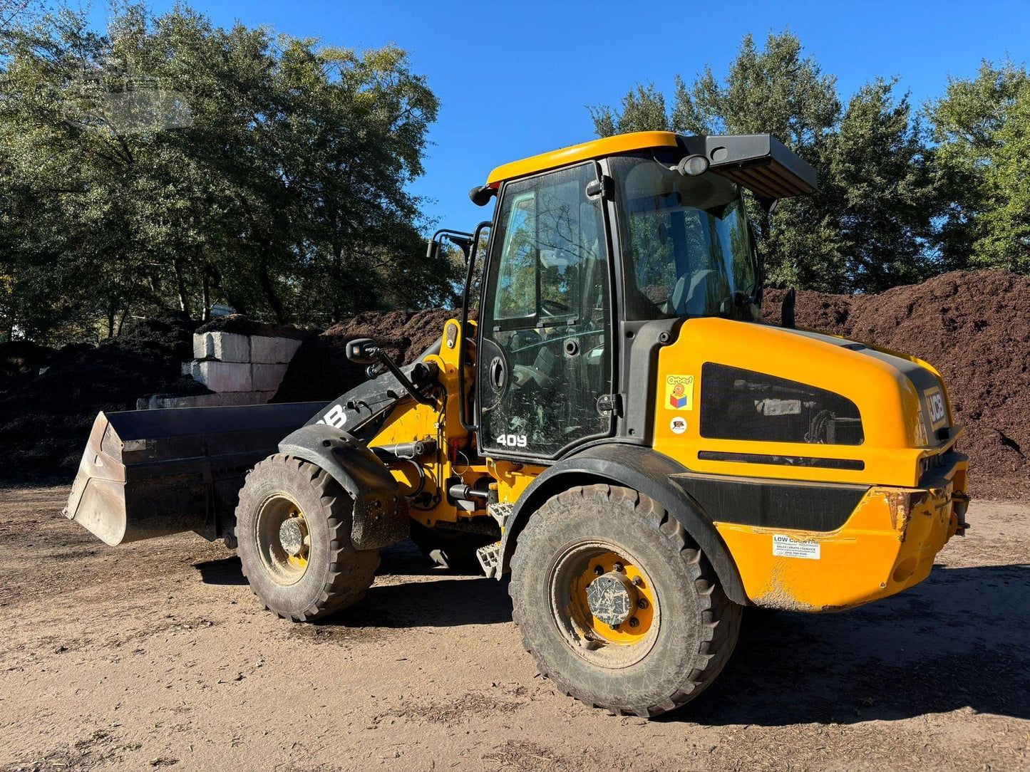 JCB 409