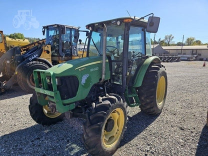 John Deere 5093E